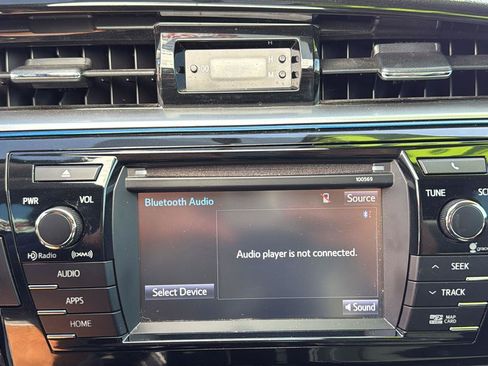 Used 2016 Toyota Corolla S FWD image 21