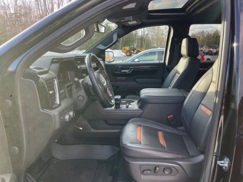 Certified 2023 GMC Sierra 1500 AT4 w/ AT4 Premium Package image 11