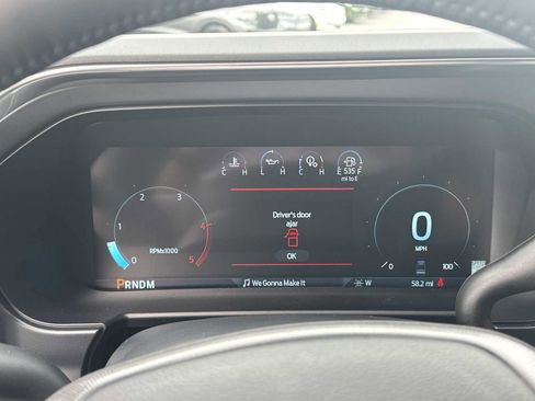 Used 2025 Ford F450 Platinum image 24