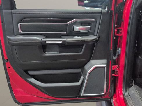 Used 2019 RAM 2500 Laramie AWD/4WD image 17
