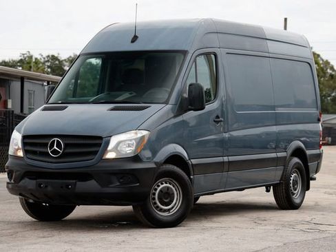 Used 2018 Mercedes-Benz Sprinter 2500 image 1