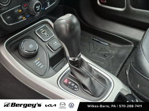Used 2019 Jeep Compass High Altitude AWD/4WD image 21
