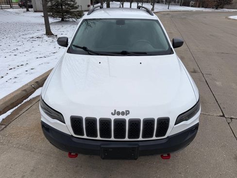 Used 2020 Jeep Cherokee Trailhawk AWD/4WD image 12