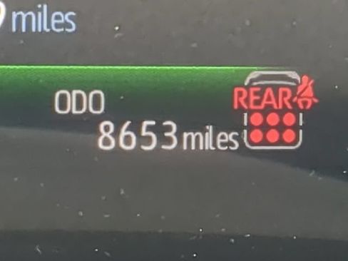 Used 2025 Toyota Sienna XLE FWD image 35