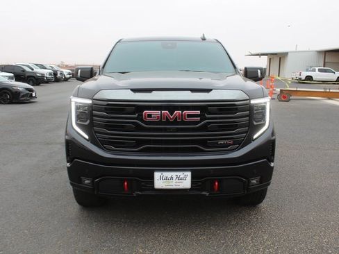 Used 2024 GMC Sierra 1500 AT4 w/ Technology Package image 11