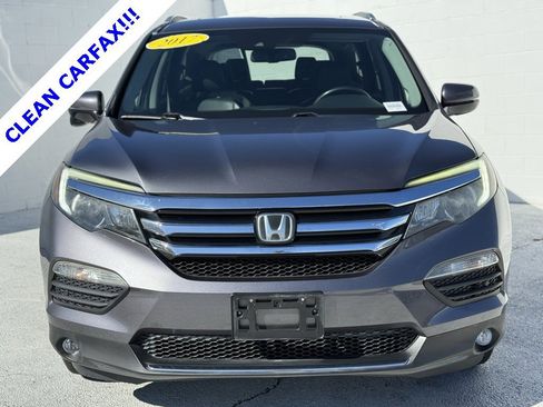 Used 2017 Honda Pilot Touring image 3
