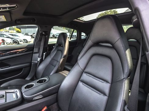 Used 2021 Porsche Panamera 4S w/ Premium Package AWD/4WD image 21