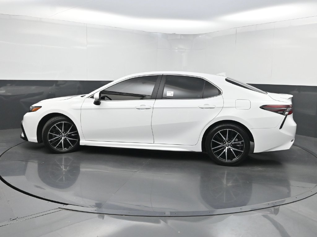 Used 2024 Toyota Camry SE FWD image 42