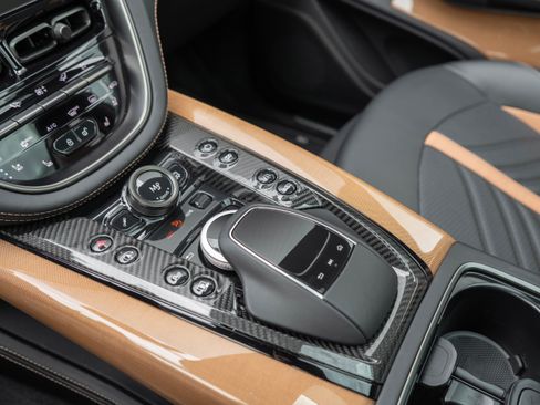 Used 2023 Aston Martin DBX 707 AWD/4WD image 25