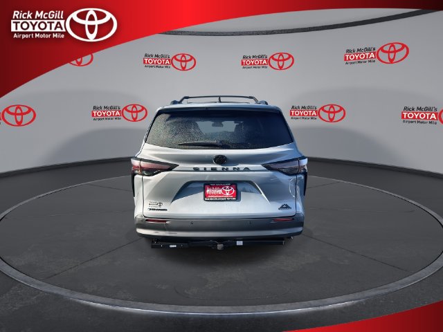 New 2026 Toyota Sienna XLE Woodland Edition AWD/4WD image 7