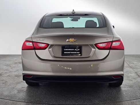 Used 2023 Chevrolet Malibu LT image 4