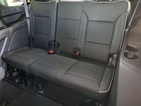 New 2026 GMC Yukon Elevation w/ Elevation Premium Package AWD/4WD image 11