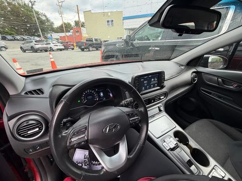 Used 2021 Hyundai Kona SEL FWD image 21