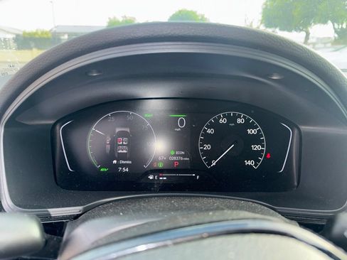 Used 2025 Honda Civic Sport image 9