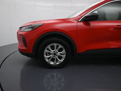 Used 2024 Ford Escape Active AWD/4WD image 9