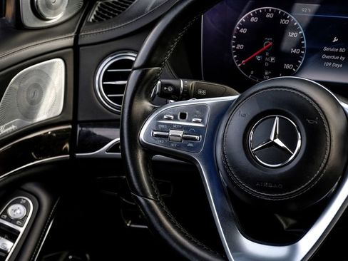 Used 2019 Mercedes-Benz S 560e w/ AMG Line Exterior image 17