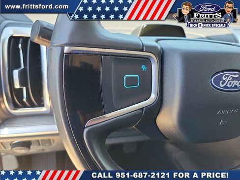 Certified 2025 Ford Expedition Platinum w/ Driver's Package AWD/4WD image 5