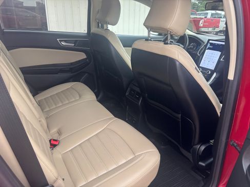 Used 2022 Ford Edge SEL w/ Convenience Package AWD/4WD image 12