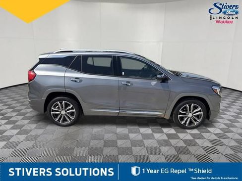 Used 2018 GMC Terrain Denali w/ Comfort Package FWD image 5