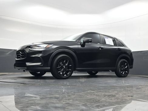Used 2024 Honda HR-V Sport image 32