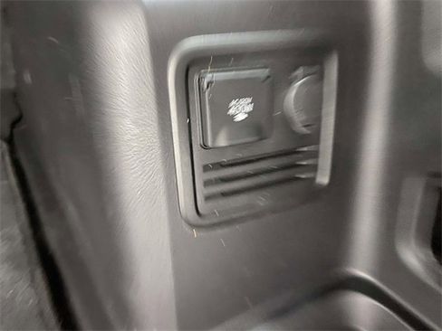 Used 2024 Toyota 4Runner SR5 Premium image 15