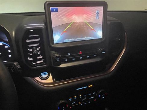 Used 2024 Ford Bronco Sport Outer Banks w/ Tech Package image 15