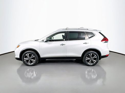 Used 2020 Nissan Rogue SV w/ Sun & Sound Touring Package AWD/4WD image 2