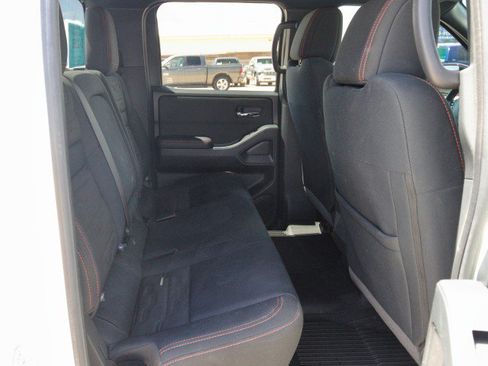 Used 2024 Nissan Frontier PRO-4X w/ Technology Package AWD/4WD image 29