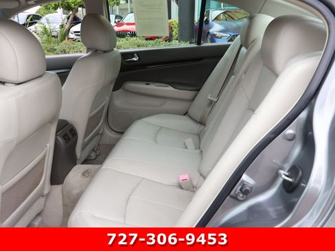Used 2010 INFINITI G37 Journey w/ Premium Pkg RWD image 17