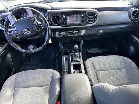 Certified 2019 Toyota Tacoma SR5 w/ SR5 Appearance Package (SM) image 16