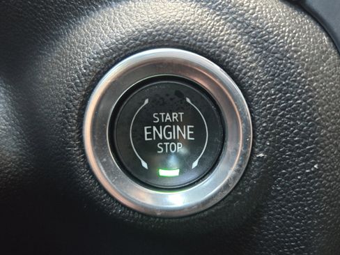 Used 2020 GMC Sierra 1500 AT4 w/ AT4 Premium Package image 16