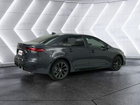 Used 2024 Toyota Corolla XSE FWD image 4