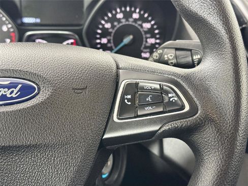 Used 2018 Ford Escape S image 17