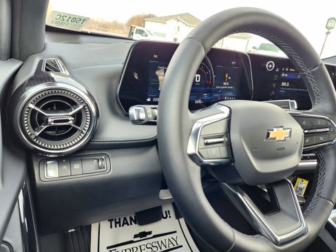 New 2026 Chevrolet Equinox LT image 15