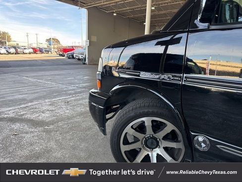 Used 2014 Chevrolet Express 1500 image 4