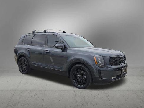 Certified 2022 Kia Telluride SX w/ SX Prestige Package image 8