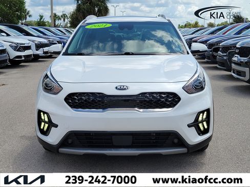 Used 2021 Kia Niro EX Premium FWD image 2