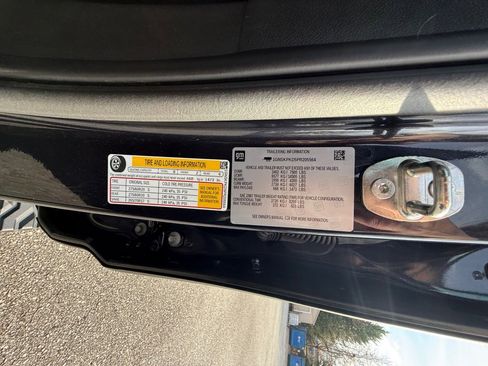 Used 2023 Chevrolet Tahoe Z71 w/ Off-Road Capability Package image 35