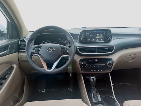 Used 2021 Hyundai Tucson SE FWD image 18