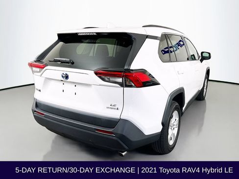 Used 2021 Toyota RAV4 LE AWD/4WD image 8