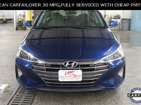 Used 2019 Hyundai Elantra SE image 2