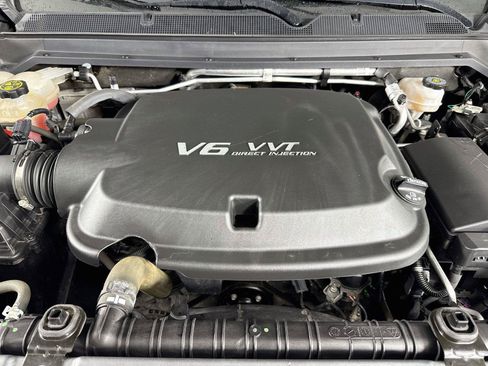 Used 2022 Chevrolet Colorado ZR2 AWD/4WD image 30