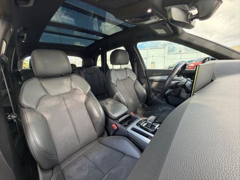 Used 2022 Audi Q5 e Premium Plus w/ Premium Plus Package AWD/4WD image 10