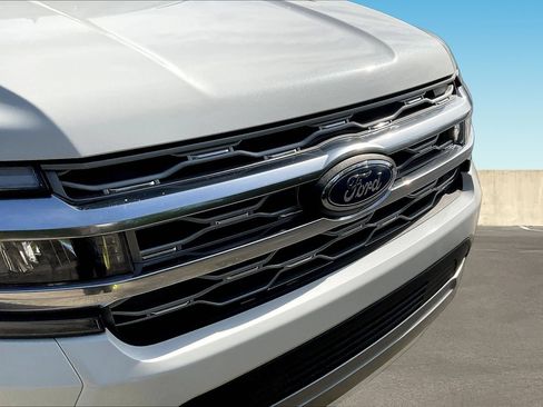 Used 2023 Ford Expedition Platinum AWD/4WD image 32
