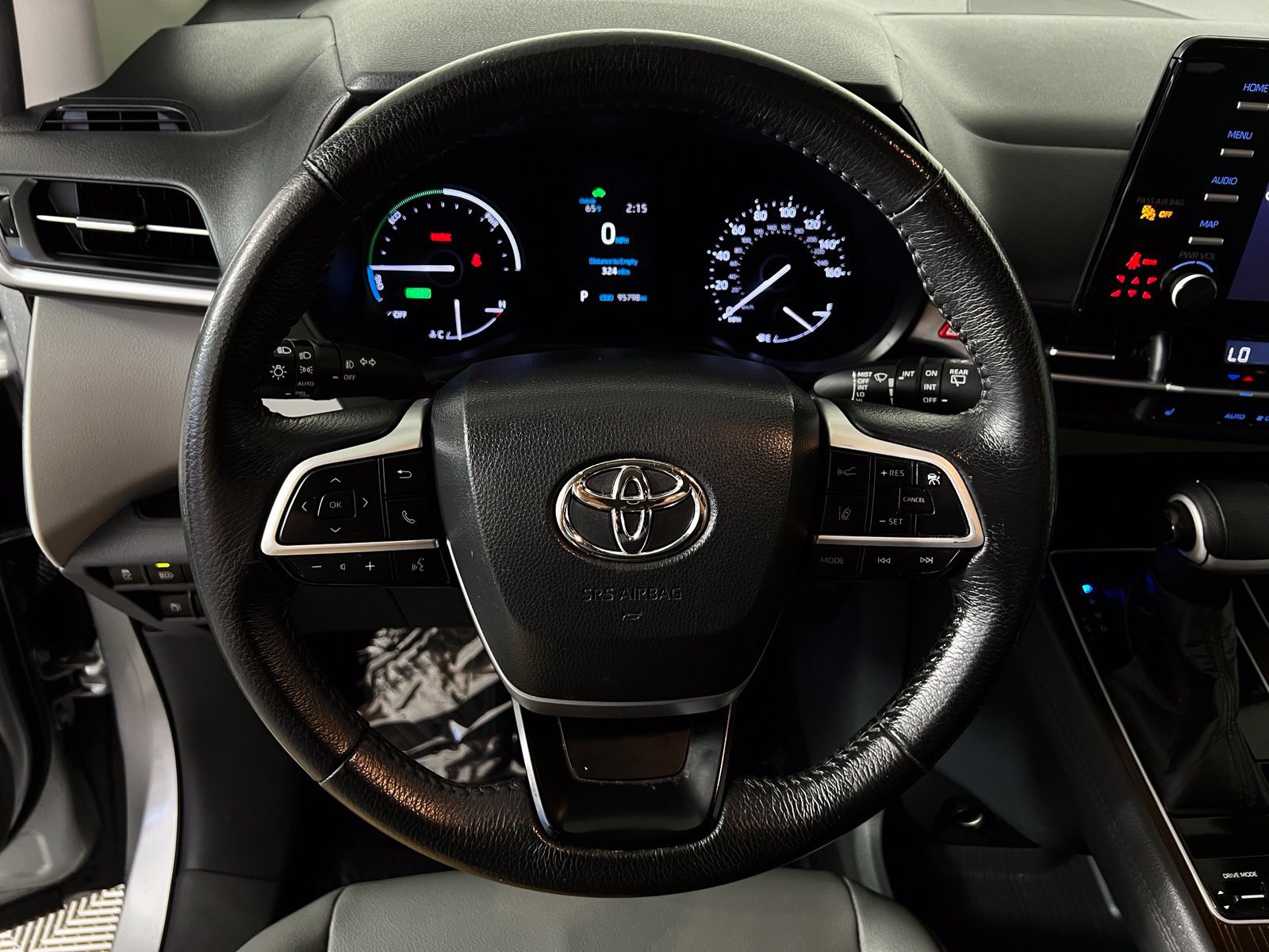 Certified 2023 Toyota Sienna XLE FWD image 15