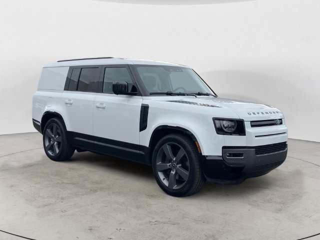 Used 2024 Land Rover Defender 130 Outbound AWD/4WD image 2