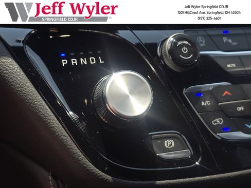 New 2026 Chrysler Pacifica Limited w/ S Appearance Package image 34