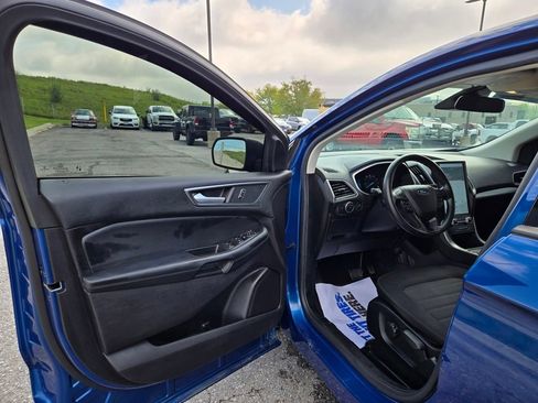 Used 2021 Ford Edge SE AWD/4WD image 11