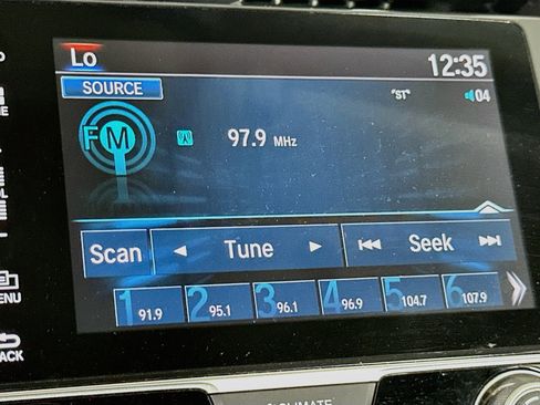 Used 2016 Honda Civic EX image 21