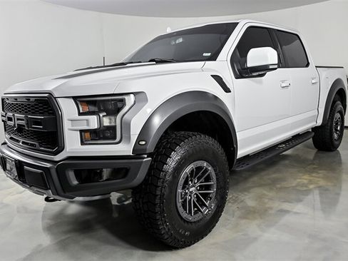 Used 2020 Ford F150 Raptor w/ Equipment Group 802A Luxury AWD/4WD image 5